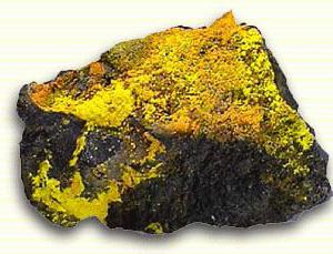 mineral de uranio