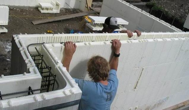 Uso de bloques de poliestireno expandido en la construcción de casas
