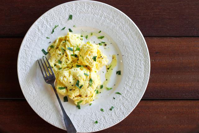 cómo cocinar una tortilla de huevos