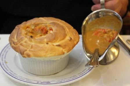 Cocine el soufflé de pollos. Recetas