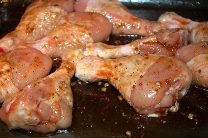 Cómo cocinar las piernas de pollo frito: varias recetas simples