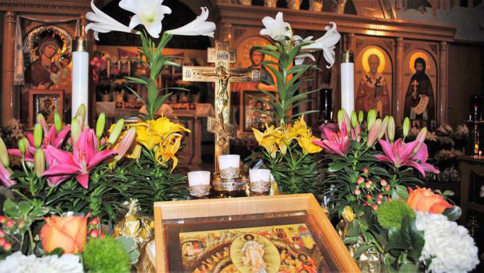 Floristería del templo: el arte de decorar el templo