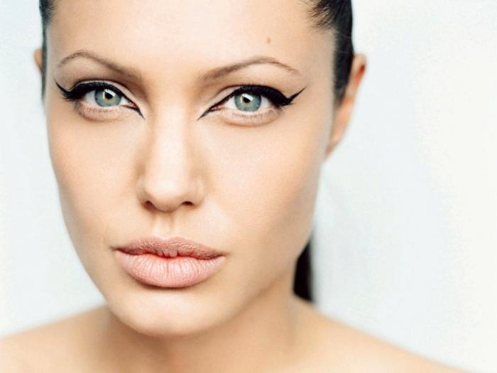 maquillaje Angelina jolie