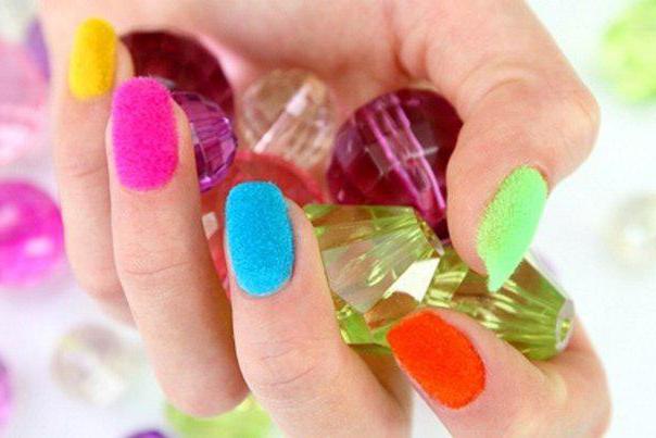 Terciopelo de manicura Cómo hacer una manicura de terciopelo en casa?