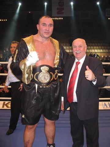 alexander ustinov boxeo