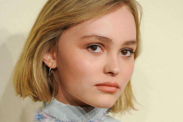 Un actor talentoso tiene una hija talentosa. Johnny Depp y Lily Rose Depp