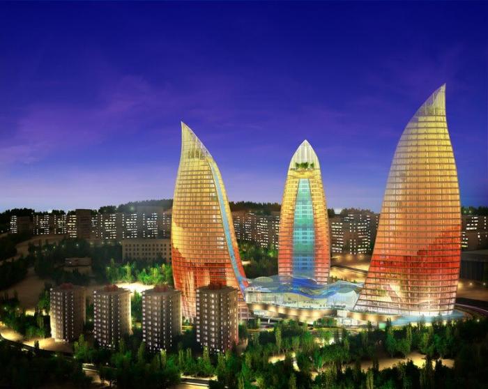 Bakú - la capital de Azerbaiyán y la ciudad más grande de Transcaucasia