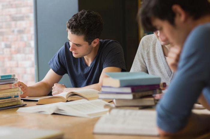 cuantos estudiantes en la universidad