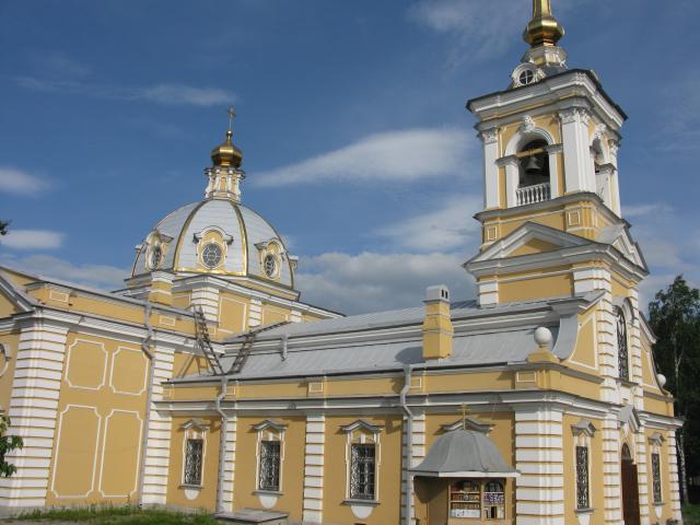 Krasnoe Selo (región de Leningrado) - uno de los suburbios más bellos de San Petersburgo