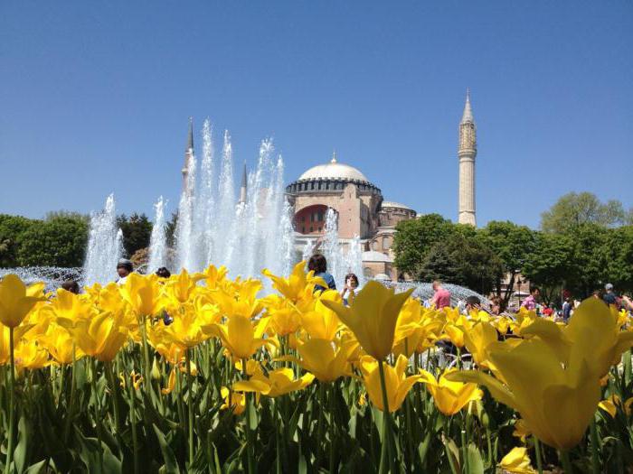 a Turquía en abril