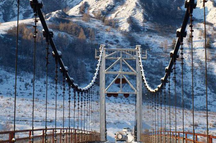 Umbral de Thyldykpen-1 y Puente de Oroktoi: Vistas de Altai montañosa