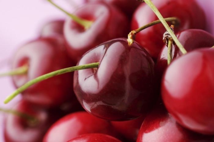 ¿Es posible que la madre lactante tenga una cereza dulce? ¡Lo resolveremos!